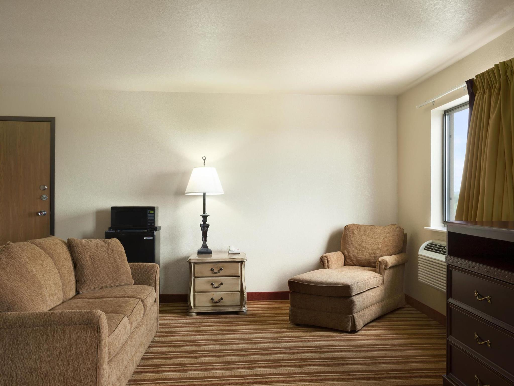 Motel Super 8 By Wyndham Macon Exterior foto